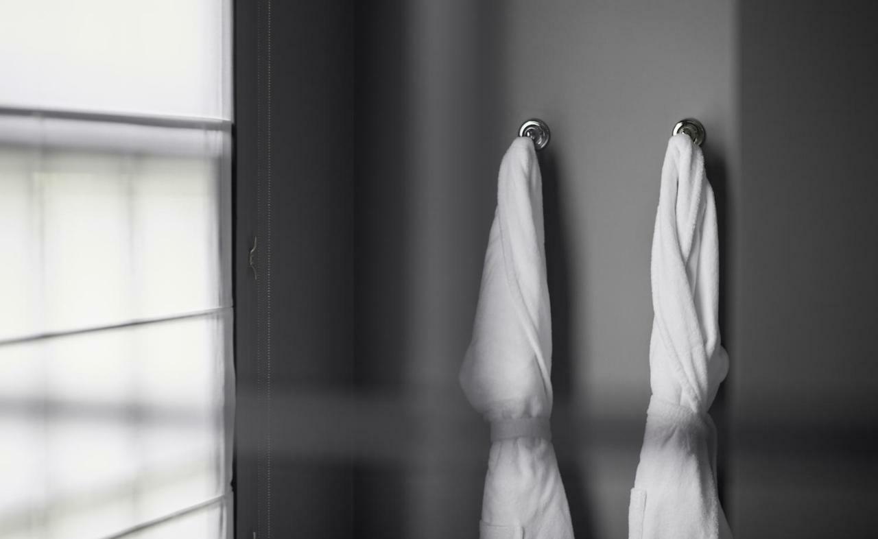 Hotel Odette En Ville إيكسلس المظهر الخارجي الصورة